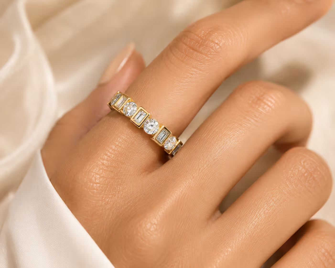Shimmer Sequence Band Ring | Adjustable | Anti Tarnish