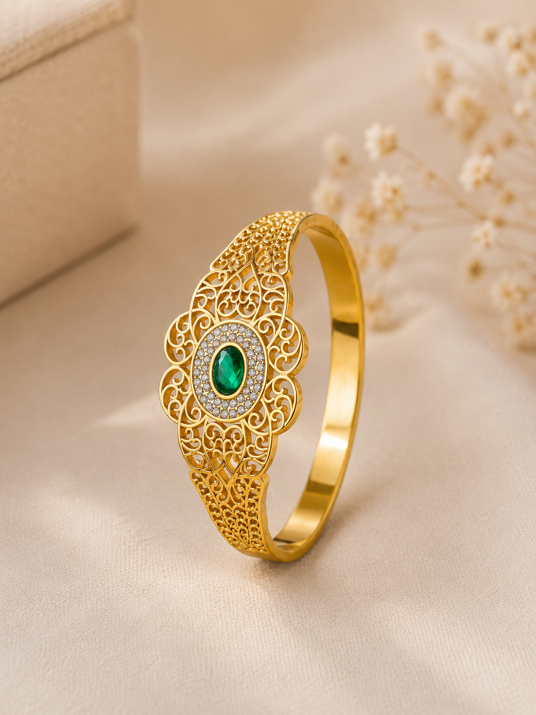 Emerald Statement Kada