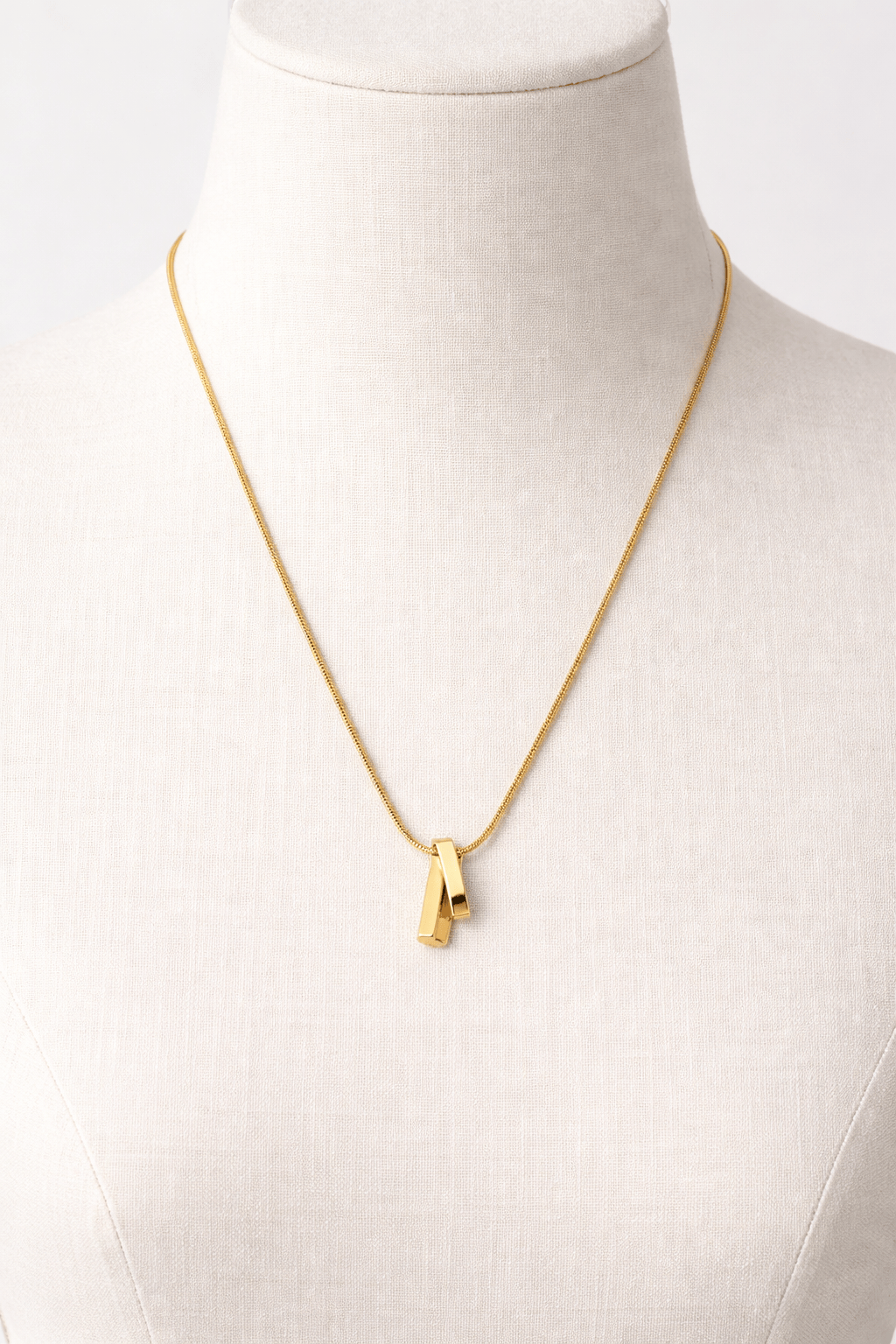 Forever Linked Pendant, Anti Tarnish