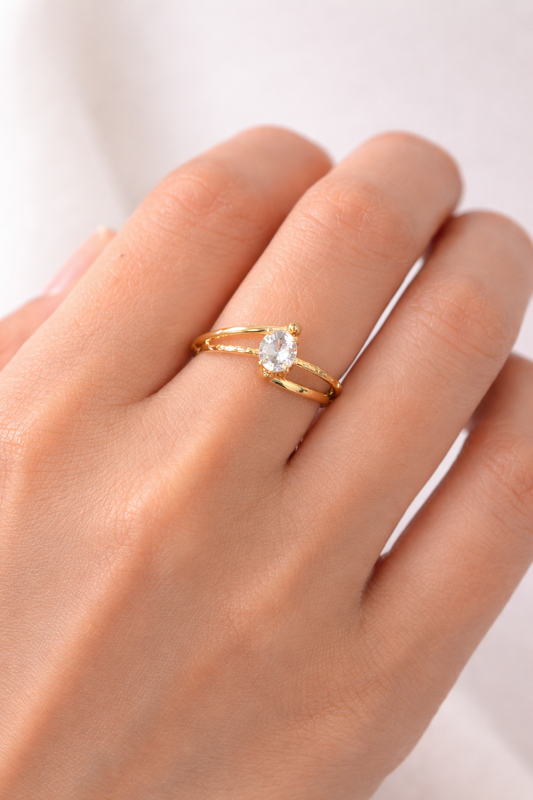 Pure Oval Glow Ring