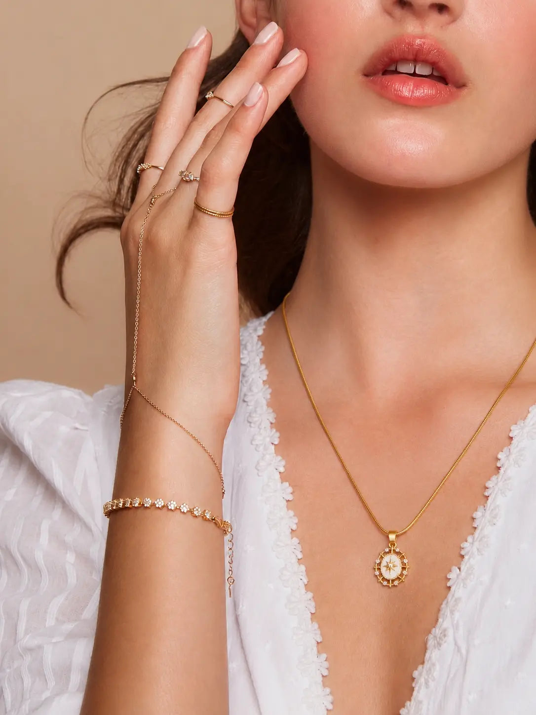 Nova Star Pendant Necklace