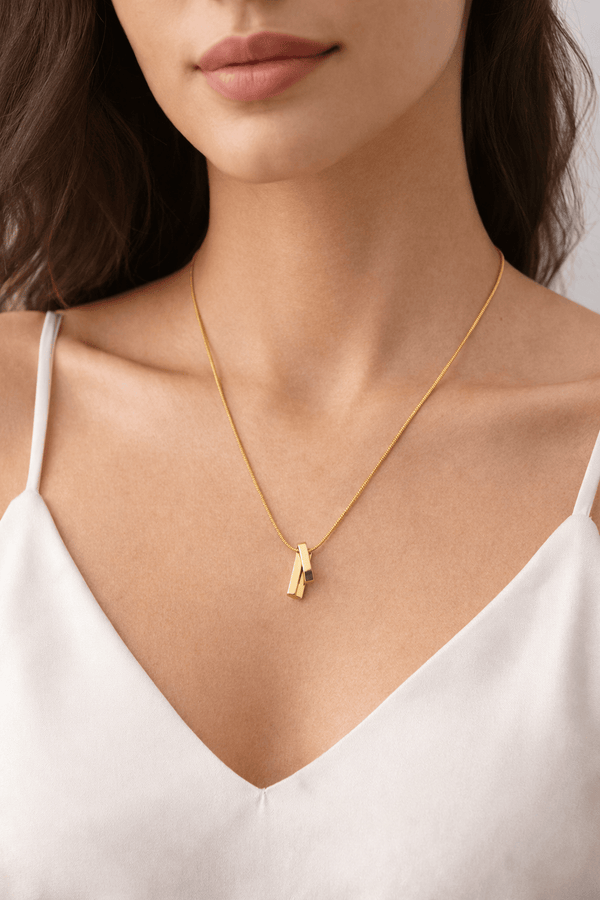 Forever Linked Pendant, Anti Tarnish
