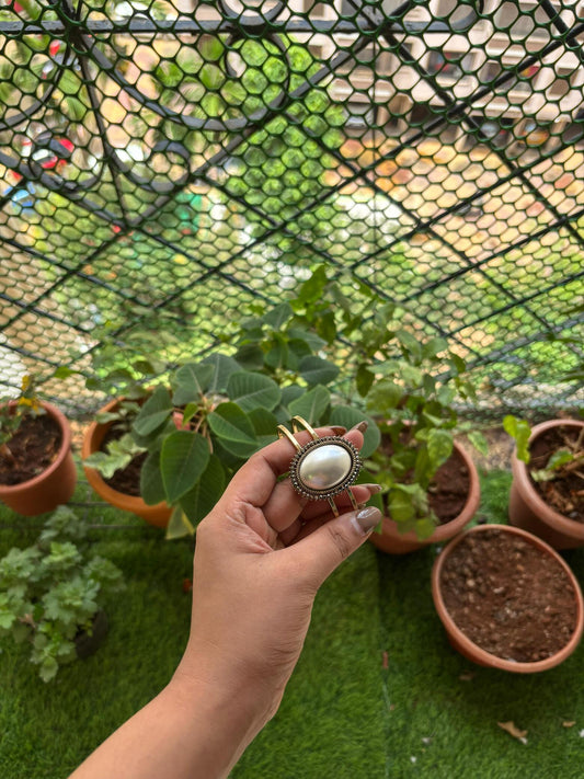 Vintage pearl oval kada bracelet