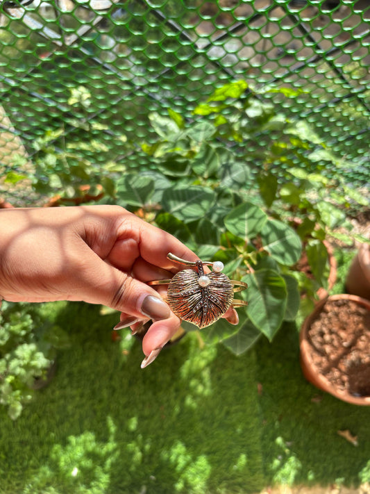 Pearl leaf elegance kada bracelet