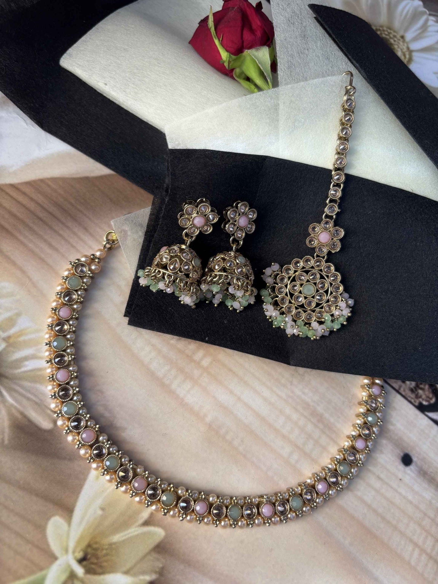 Reverse AD Stone Necklace - Pink