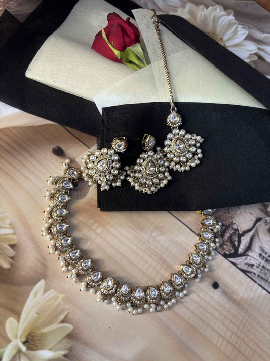 Teardrop Kundan choker necklace