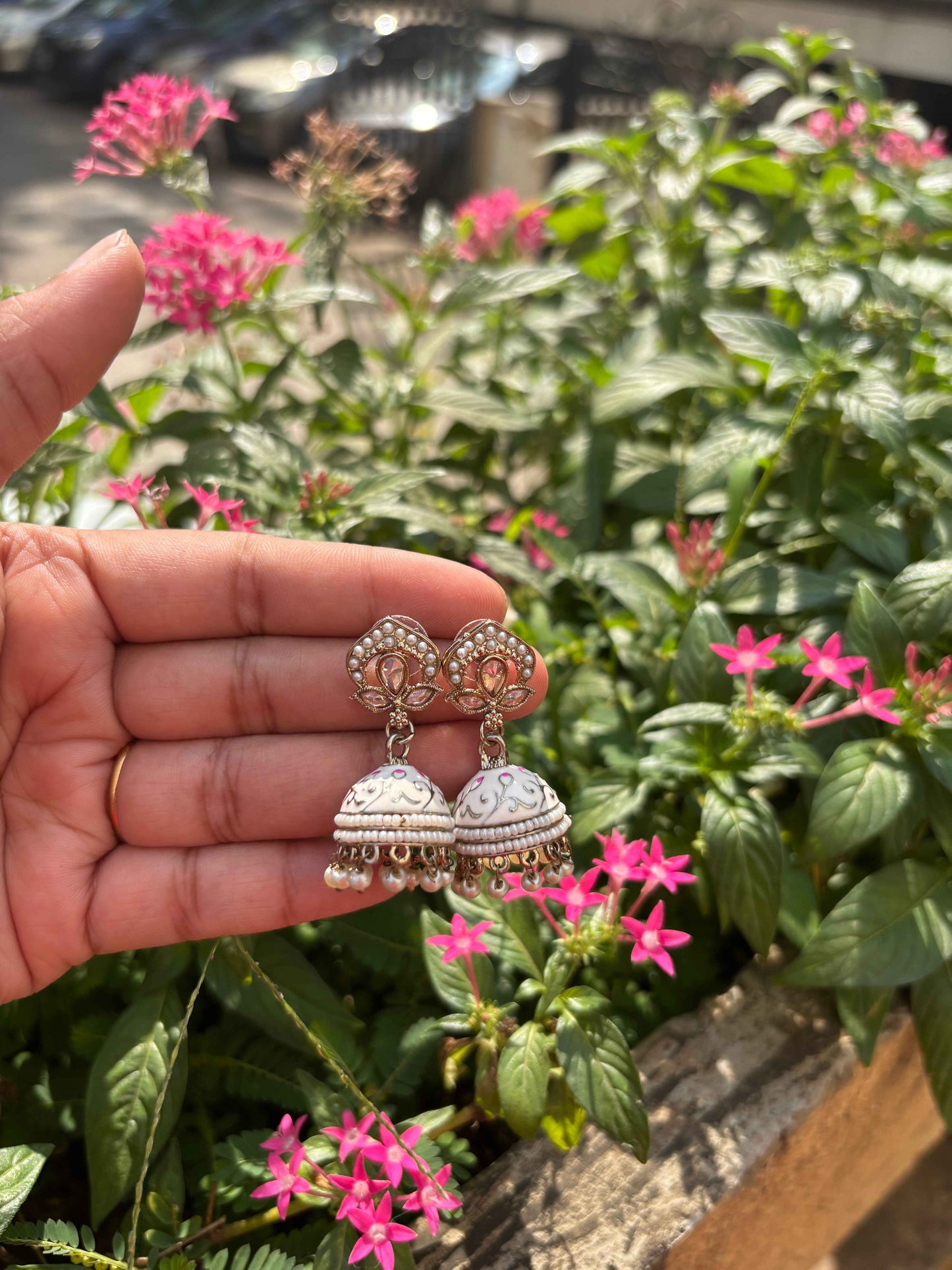 Ivory jhumka